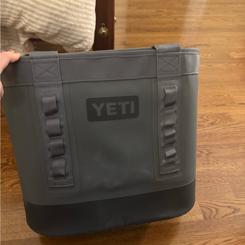 Yeti Camino 35